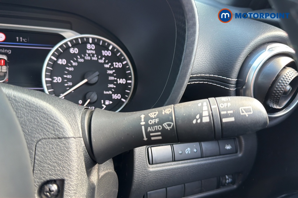 Nissan Juke N-Connecta Automatic Petrol-Electric Hybrid SUV - Stock Number (1639401) - 6th supplementary image