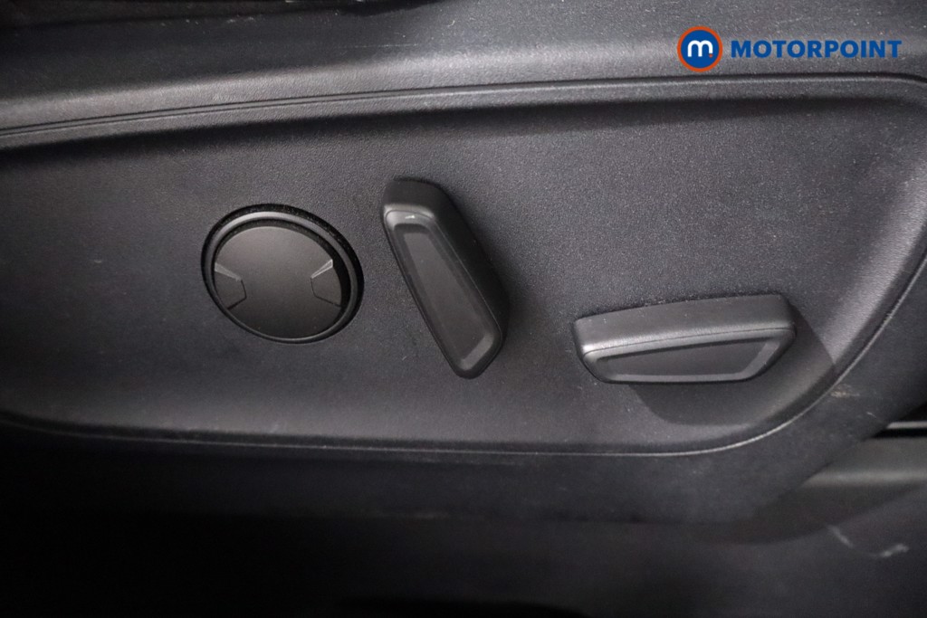 Ford Kuga St-Line Edition Manual Diesel SUV - Stock Number (1587457) - 23rd supplementary image