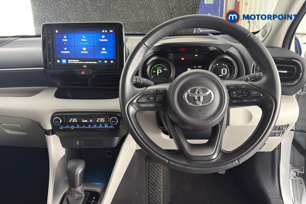 Toyota Yaris Excel Automatic Petrol-Electric Hybrid Hatchback - Stock Number (1612938) - 2nd supplementary image