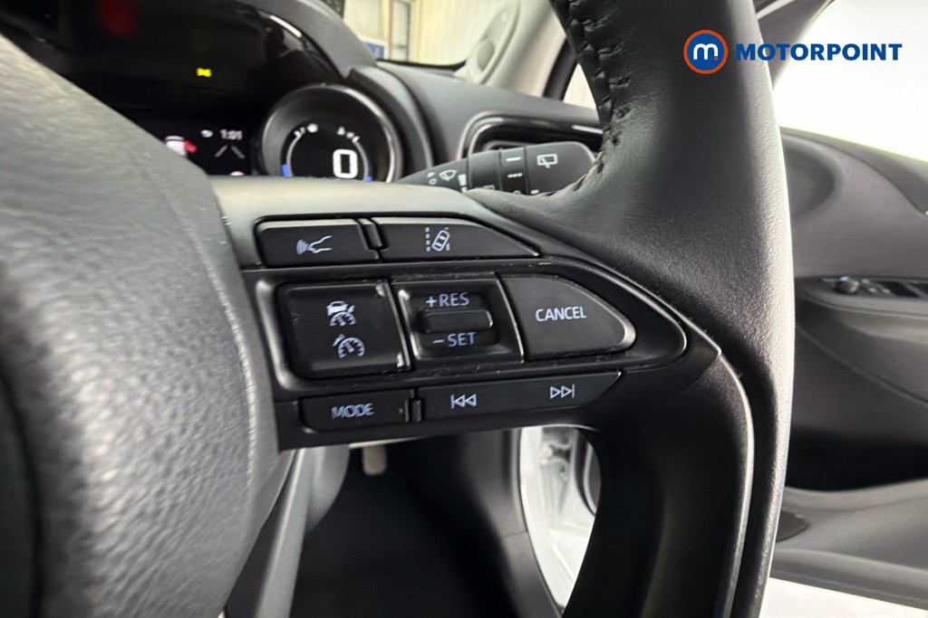 Toyota Yaris Excel Automatic Petrol-Electric Hybrid Hatchback - Stock Number (1612938) - 4th supplementary image