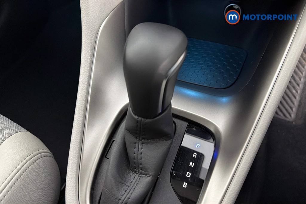 Toyota Yaris Excel Automatic Petrol-Electric Hybrid Hatchback - Stock Number (1612938) - 15th supplementary image