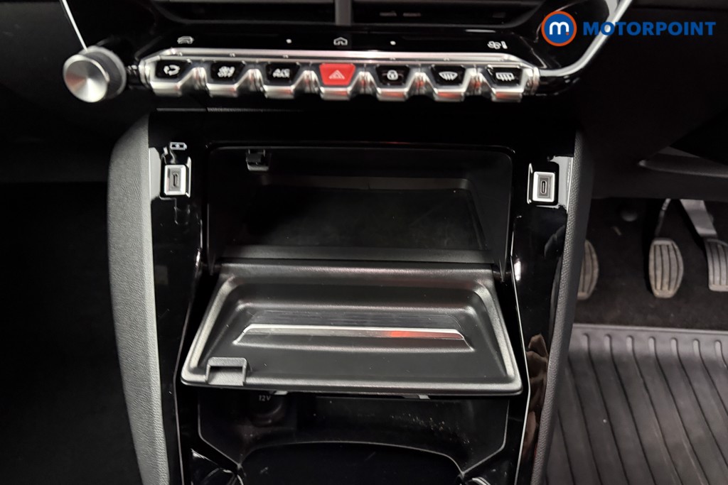 Peugeot 2008 Allure Manual Petrol SUV - Stock Number (1624990) - 11th supplementary image