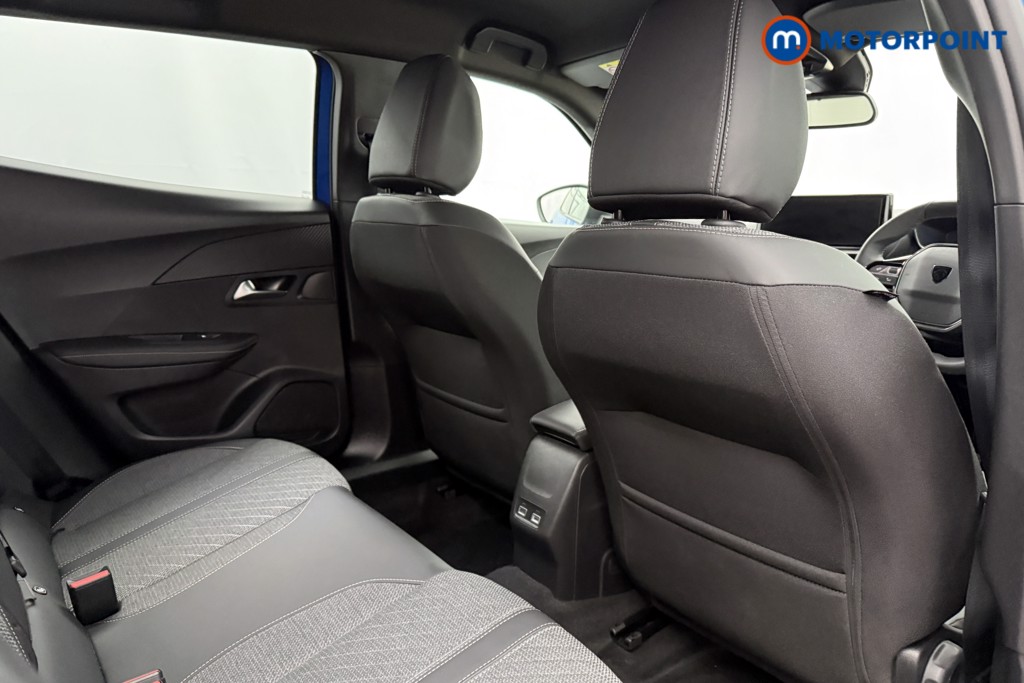Peugeot 2008 Allure Manual Petrol SUV - Stock Number (1624990) - 17th supplementary image