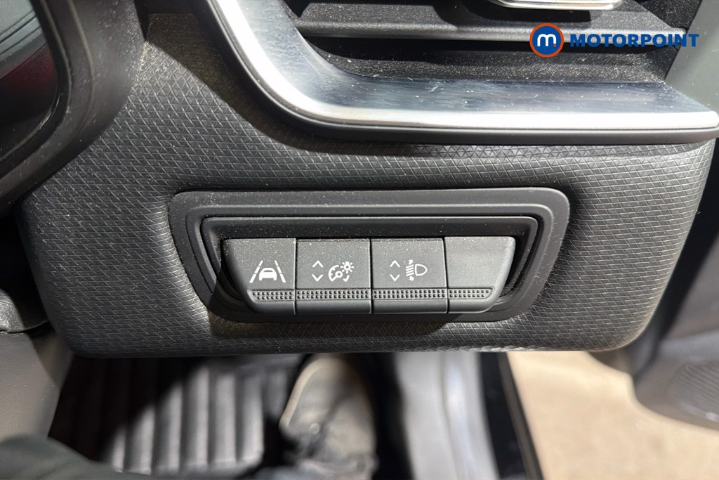 Renault Clio Evolution Manual Petrol Hatchback - Stock Number (1625788) - 18th supplementary image