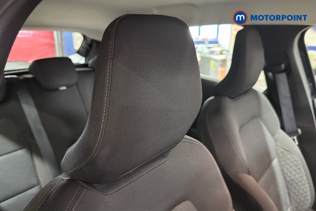 Renault Clio Evolution Manual Petrol Hatchback - Stock Number (1625788) - 23rd supplementary image