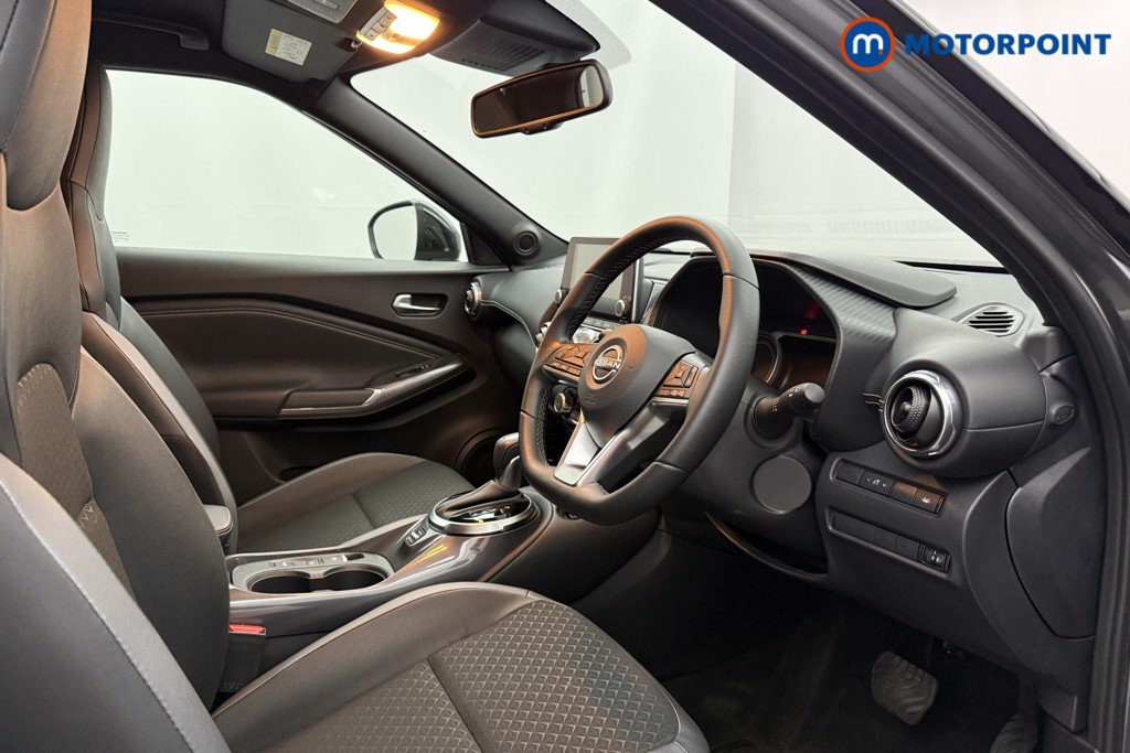 Nissan Juke N-Connecta Automatic Petrol-Electric Hybrid SUV - Stock Number (1626832) - 1st supplementary image