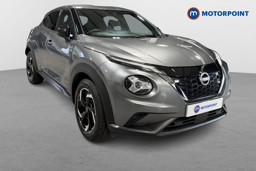 Nissan Juke N-Connecta Automatic Petrol-Electric Hybrid SUV - Stock Number (1626832) - Drivers side front corner