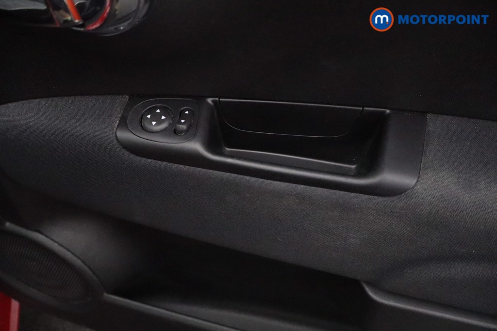 Fiat 500 Lounge Automatic Petrol Hatchback - Stock Number (1628040) - 13th supplementary image