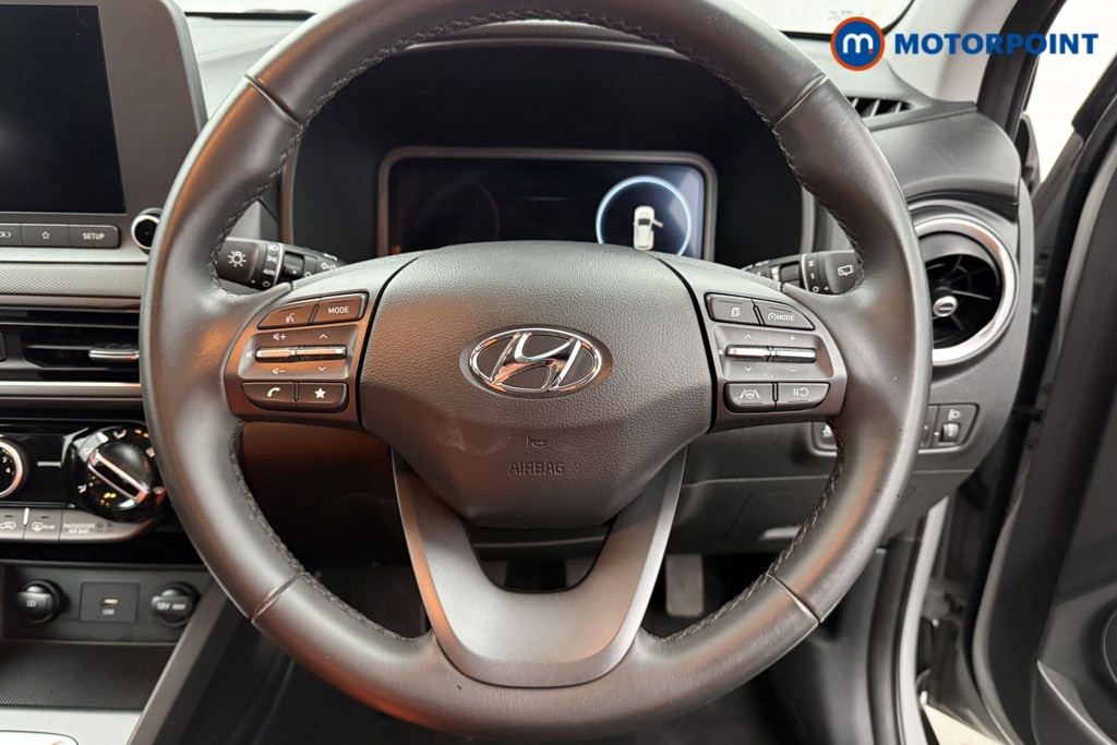 Hyundai Kona Se Connect Manual Petrol SUV - Stock Number (1628354) - 2nd supplementary image