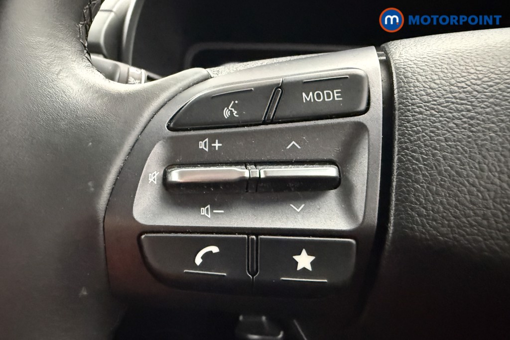 Hyundai Kona Se Connect Manual Petrol SUV - Stock Number (1628354) - 3rd supplementary image
