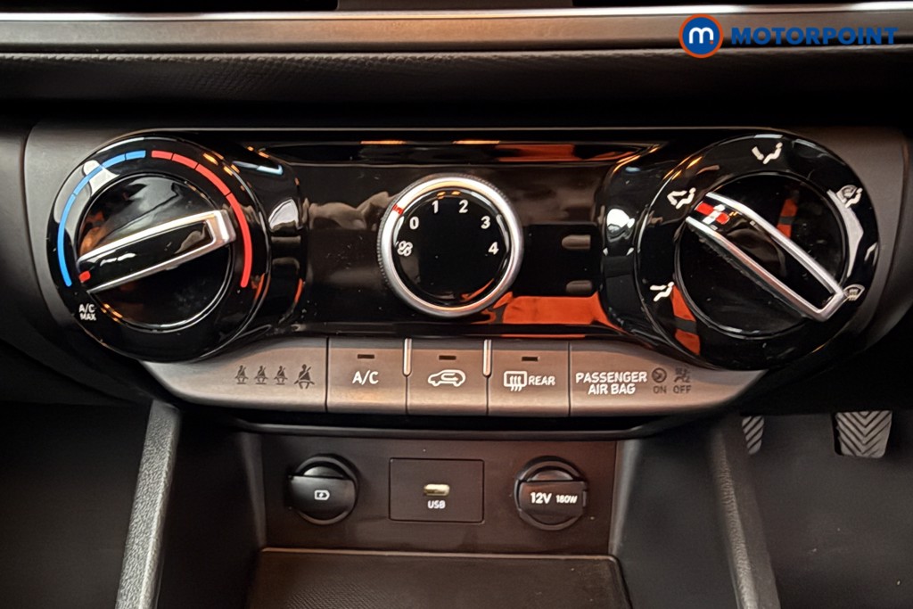 Hyundai Kona Se Connect Manual Petrol SUV - Stock Number (1628354) - 10th supplementary image