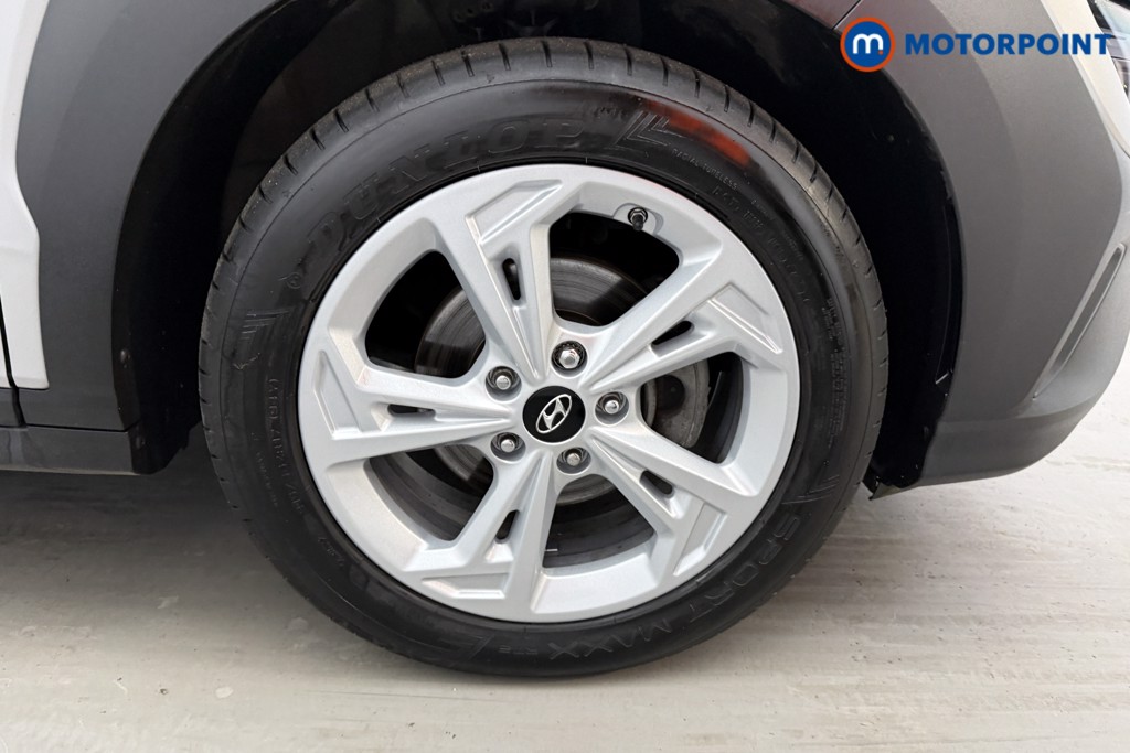 Hyundai Kona Se Connect Manual Petrol SUV - Stock Number (1628354) - 25th supplementary image