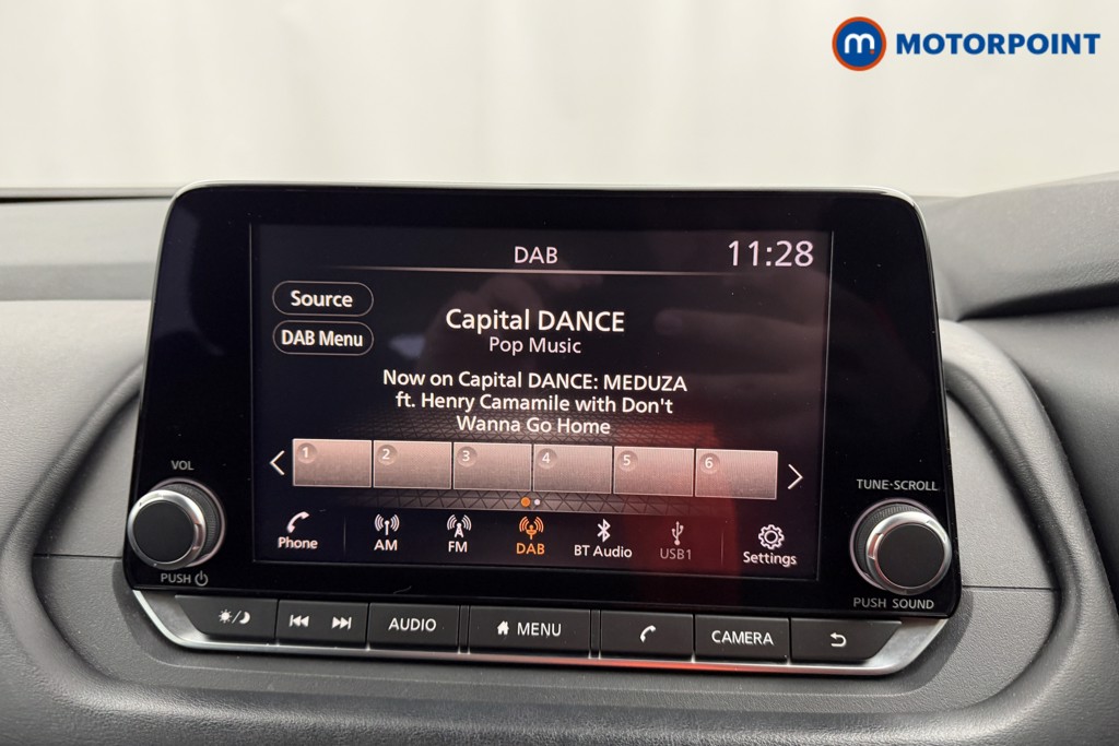 Nissan Qashqai Acenta Premium Manual Petrol SUV - Stock Number (1628356) - 7th supplementary image
