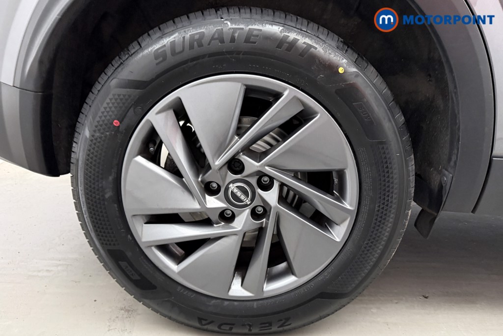 Nissan Qashqai Acenta Premium Manual Petrol SUV - Stock Number (1628356) - 25th supplementary image