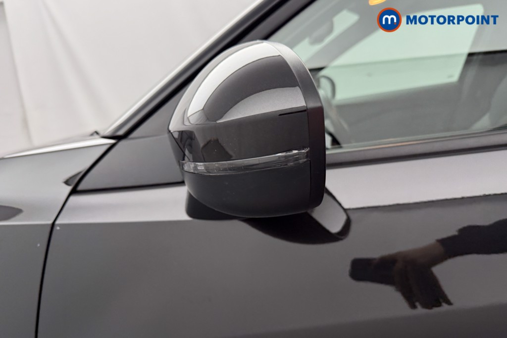 Nissan Juke N-Connecta Manual Petrol SUV - Stock Number (1628446) - 20th supplementary image