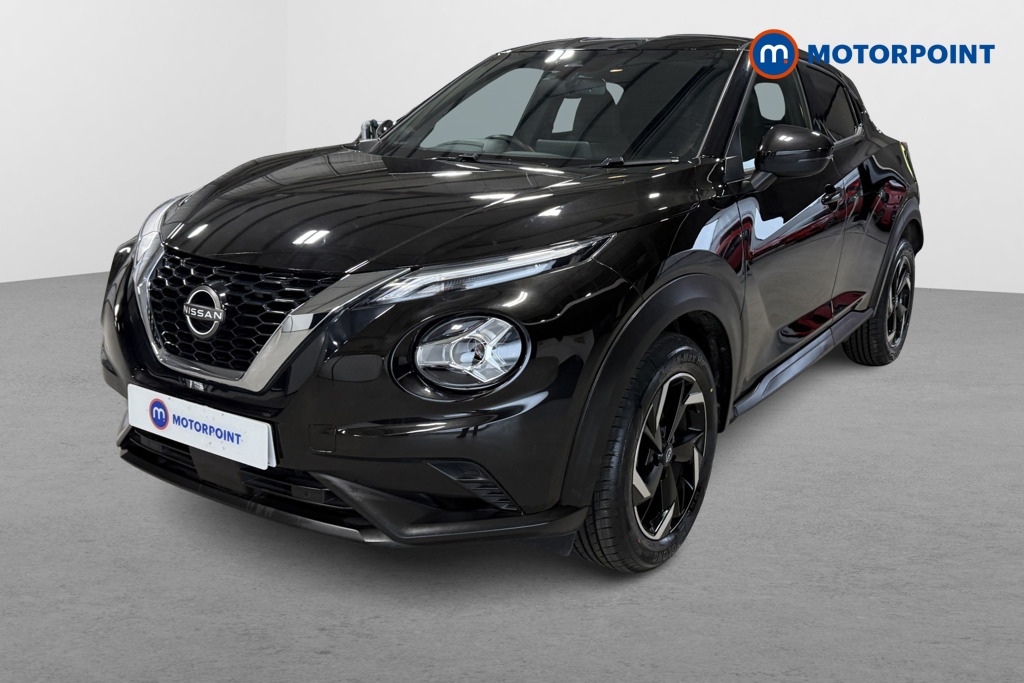 Nissan Juke N-Connecta Manual Petrol SUV - Stock Number (1628446) - Passenger side front corner