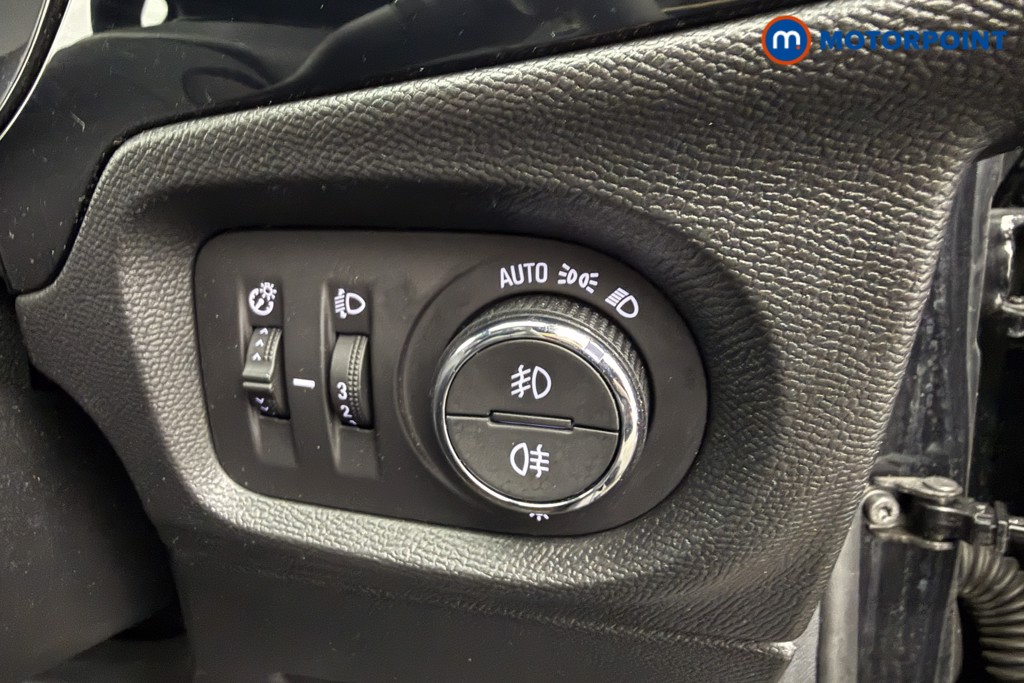 Vauxhall Corsa GS Manual Petrol Hatchback - Stock Number (1629323) - 9th supplementary image