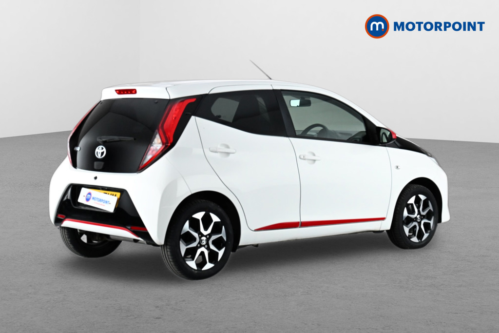 Toyota Aygo X-Trend Manual Petrol Hatchback - Stock Number (1629562) - Passenger side rear corner