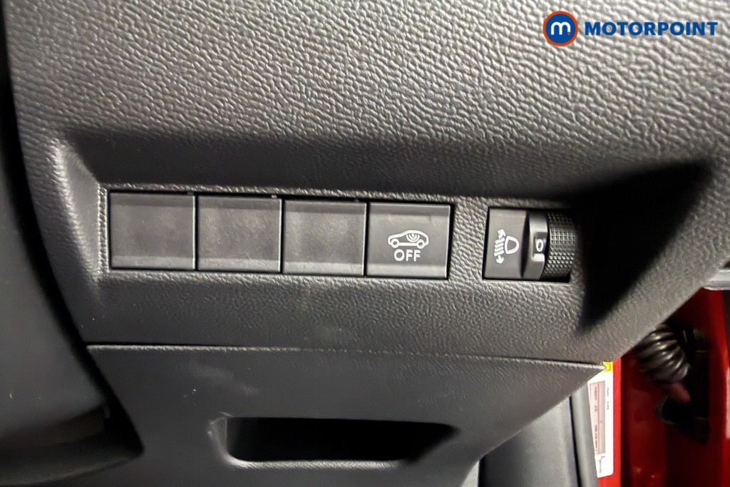 Peugeot 2008 Allure Manual Petrol SUV - Stock Number (1630169) - 5th supplementary image