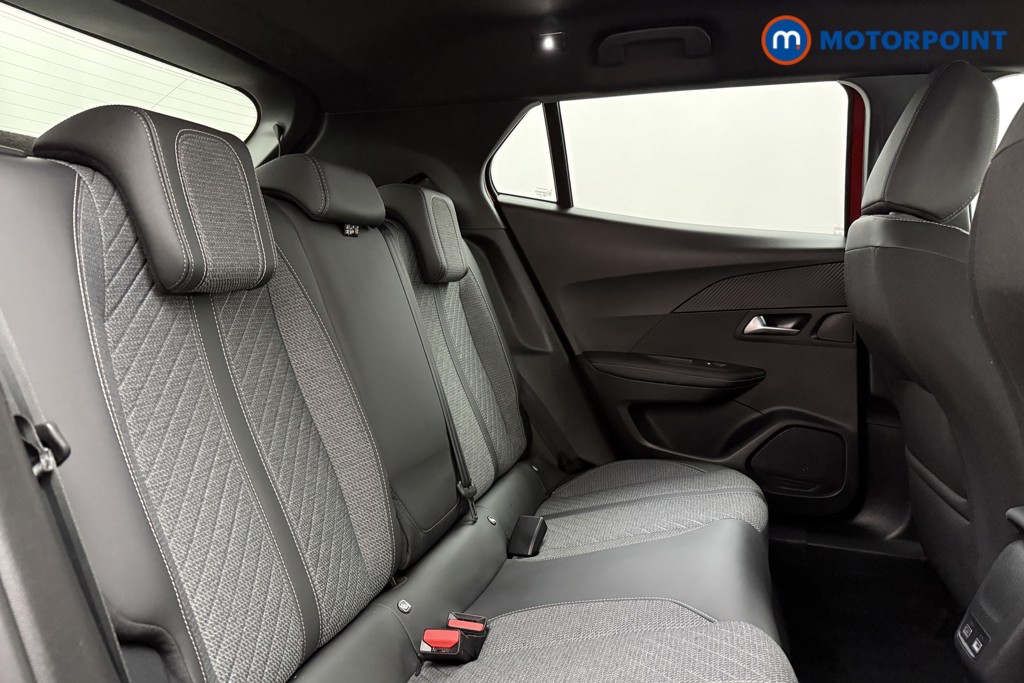 Peugeot 2008 Allure Manual Petrol SUV - Stock Number (1630169) - 18th supplementary image