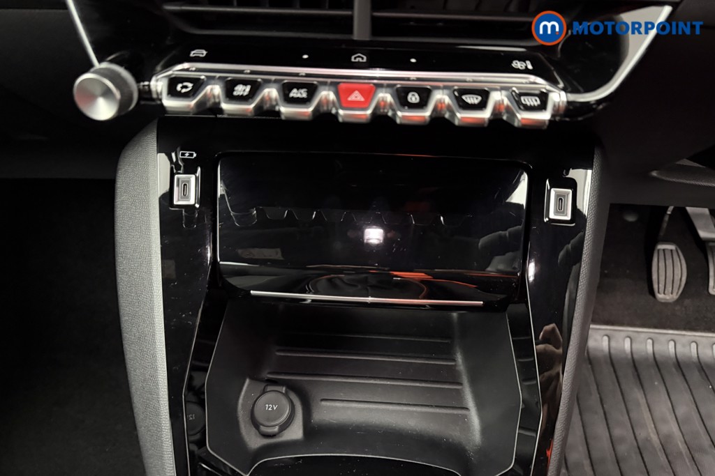 Peugeot 2008 Allure Manual Petrol SUV - Stock Number (1630171) - 10th supplementary image