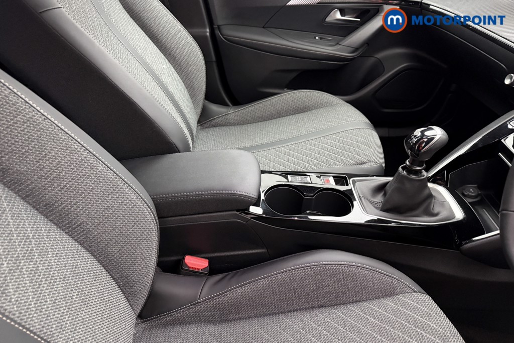 Peugeot 2008 Allure Manual Petrol SUV - Stock Number (1630171) - 13th supplementary image