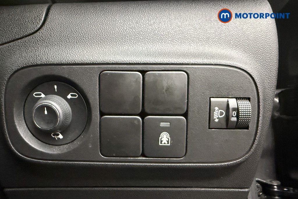Citroen C3 Plus Manual Petrol Hatchback - Stock Number (1630291) - 16th supplementary image