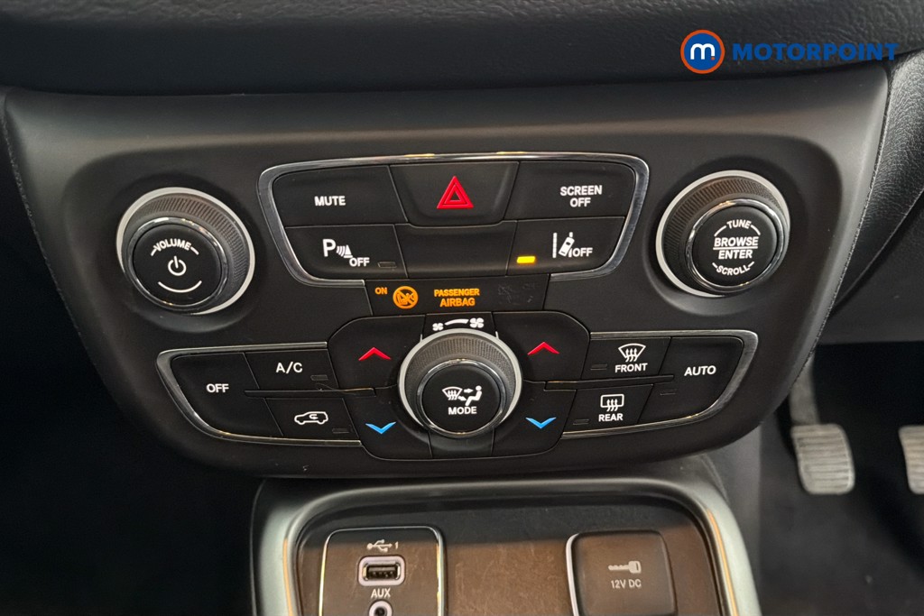 Jeep Compass Longitude Manual Petrol SUV - Stock Number (1631286) - 12th supplementary image