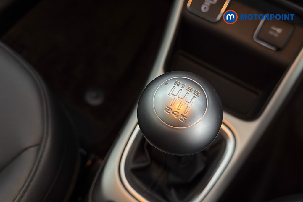 Jeep Compass Longitude Manual Petrol SUV - Stock Number (1631286) - 15th supplementary image