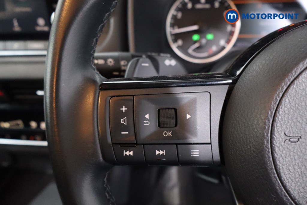 Nissan Qashqai Acenta Premium Automatic Petrol SUV - Stock Number (1631802) - 7th supplementary image