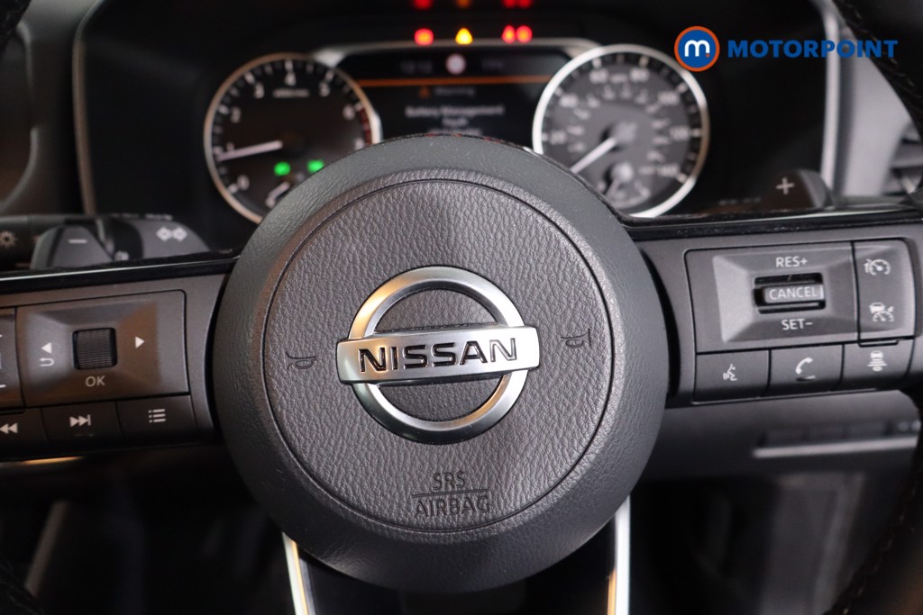 Nissan Qashqai Acenta Premium Automatic Petrol SUV - Stock Number (1631802) - 13th supplementary image