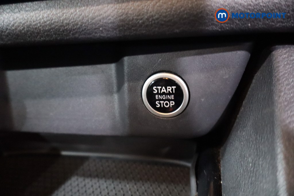 Nissan Qashqai Acenta Premium Automatic Petrol SUV - Stock Number (1631802) - 22nd supplementary image