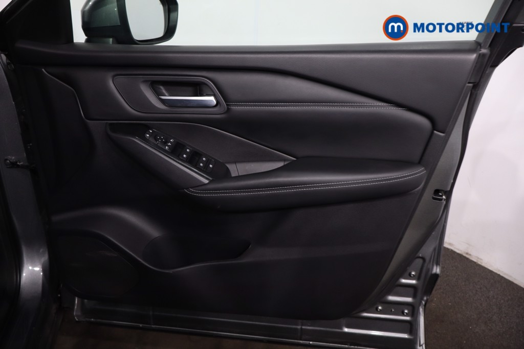 Nissan Qashqai Acenta Premium Automatic Petrol SUV - Stock Number (1631802) - 24th supplementary image