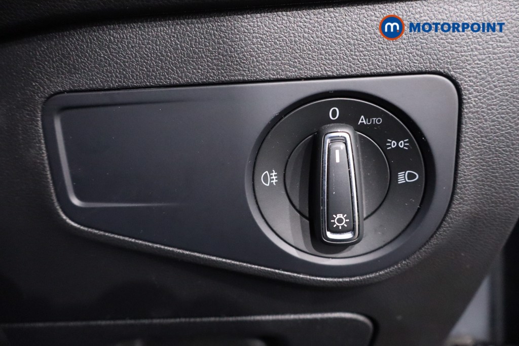 Volkswagen Tiguan Life Automatic Petrol SUV - Stock Number (1631879) - 17th supplementary image