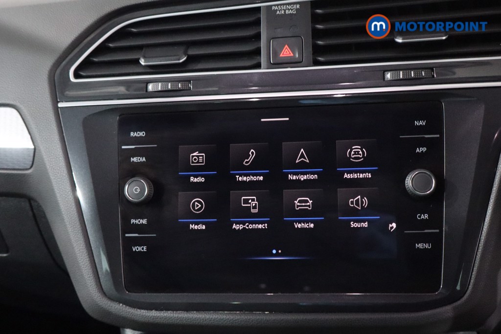 Volkswagen Tiguan Life Automatic Petrol SUV - Stock Number (1631879) - 18th supplementary image