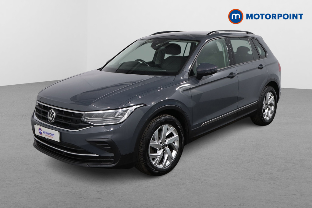 Volkswagen Tiguan Life Automatic Petrol SUV - Stock Number (1631879) - Passenger side front corner