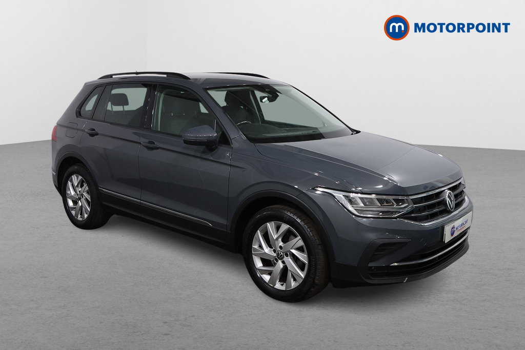 Volkswagen Tiguan Life Automatic Petrol SUV - Stock Number (1631879) - Drivers side front corner