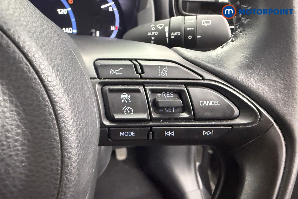 Toyota Yaris Cross Design Automatic Petrol-Electric Hybrid Estate - Stock Number (1632642) - 7th supplementary image