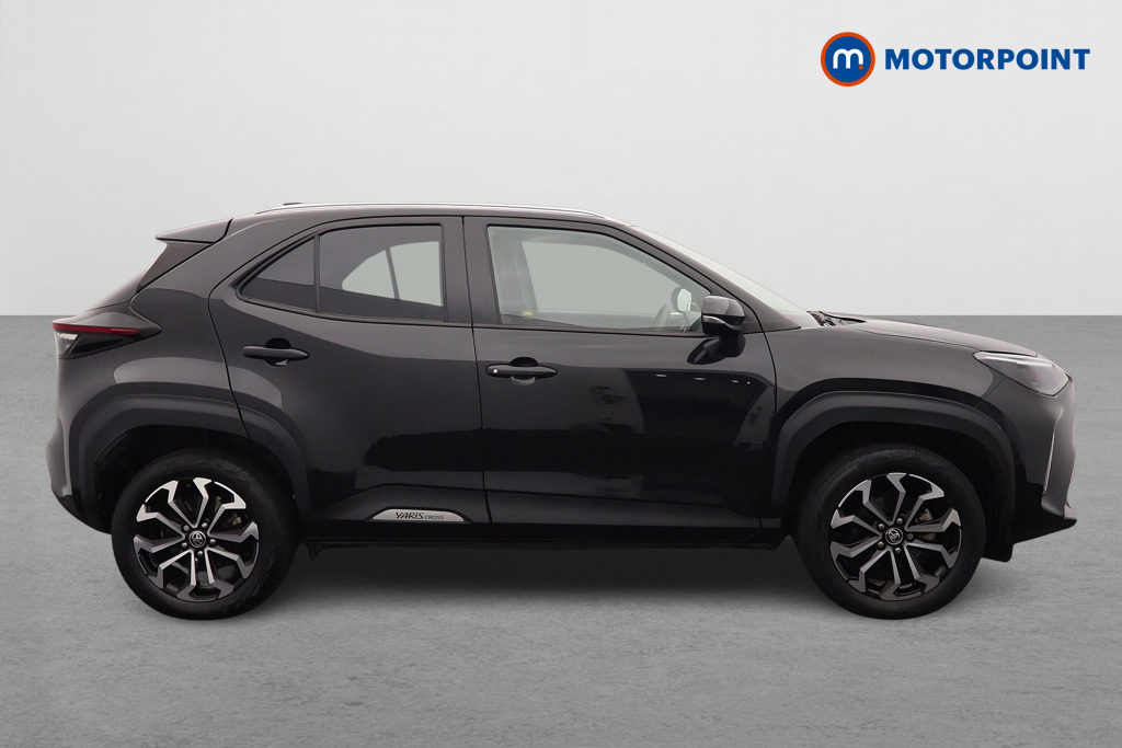 Toyota Yaris Cross Design Automatic Petrol-Electric Hybrid Estate - Stock Number (1632642) - Drivers side