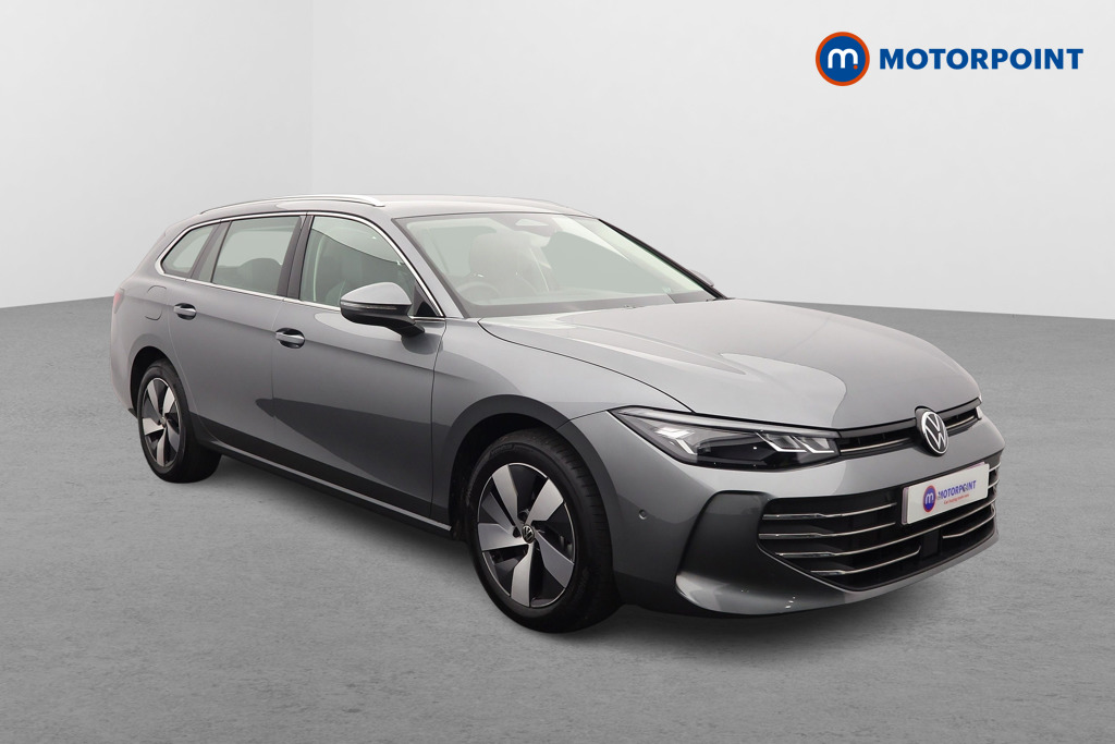Volkswagen Passat Life Automatic Petrol Plug-In Hybrid Estate - Stock Number (1632859) - Drivers side front corner