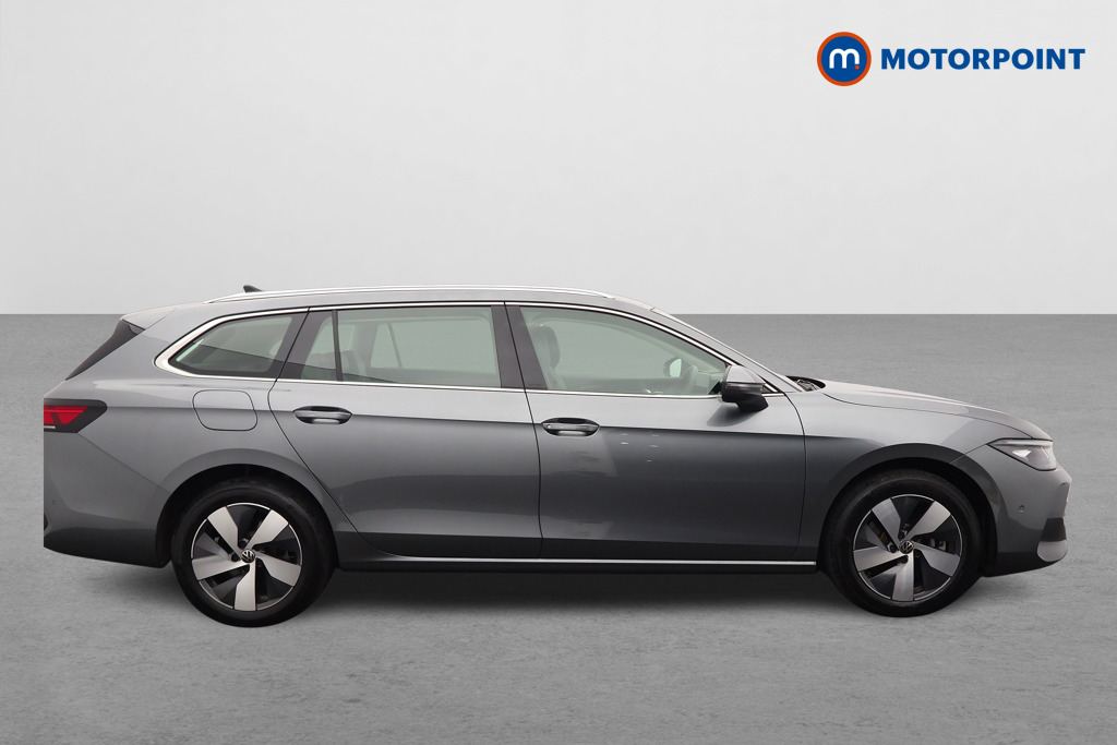 Volkswagen Passat Life Automatic Petrol Plug-In Hybrid Estate - Stock Number (1632859) - Drivers side