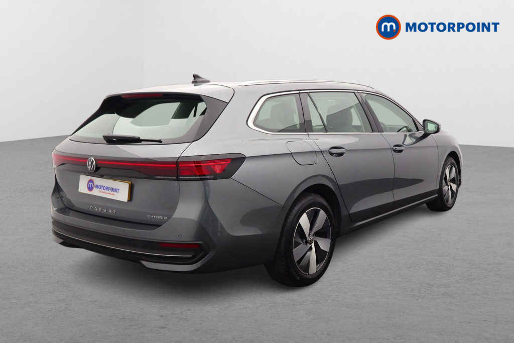 Volkswagen Passat Life Automatic Petrol Plug-In Hybrid Estate - Stock Number (1632859) - Drivers side rear corner
