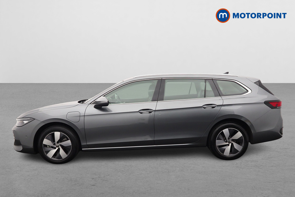 Volkswagen Passat Life Automatic Petrol Plug-In Hybrid Estate - Stock Number (1632859) - Passenger side