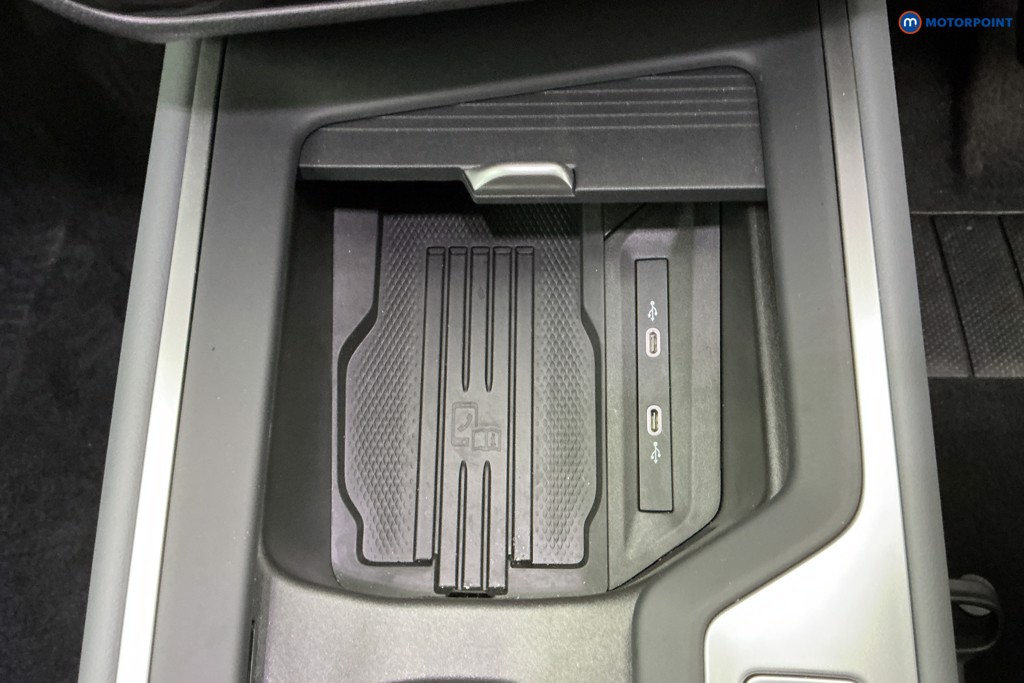 Volkswagen Passat Life Automatic Petrol Plug-In Hybrid Estate - Stock Number (1632875) - 17th supplementary image