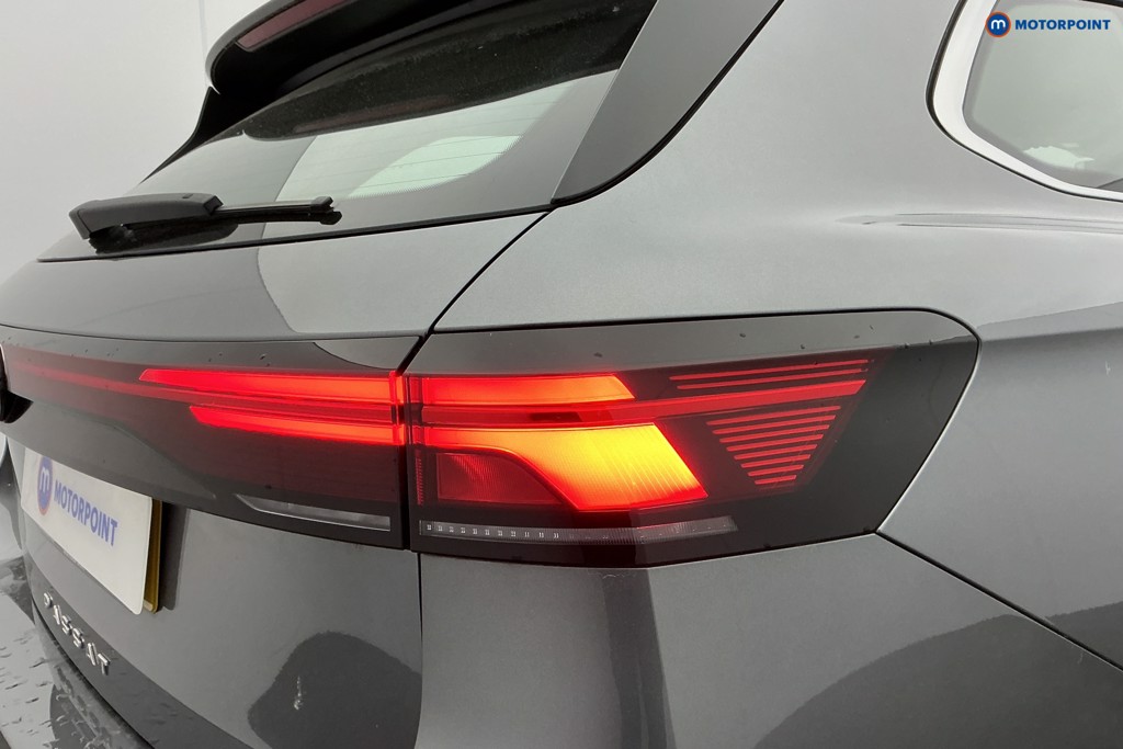 Volkswagen Passat Life Automatic Petrol Plug-In Hybrid Estate - Stock Number (1632875) - 35th supplementary image