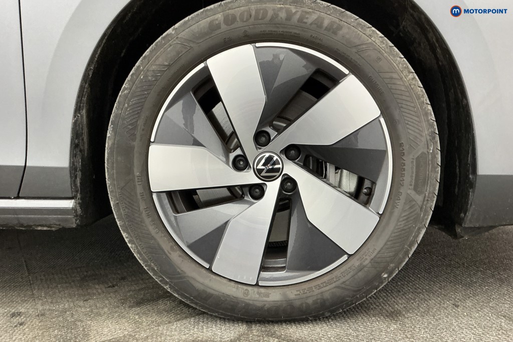 Volkswagen Passat Life Automatic Petrol Plug-In Hybrid Estate - Stock Number (1632875) - 41st supplementary image