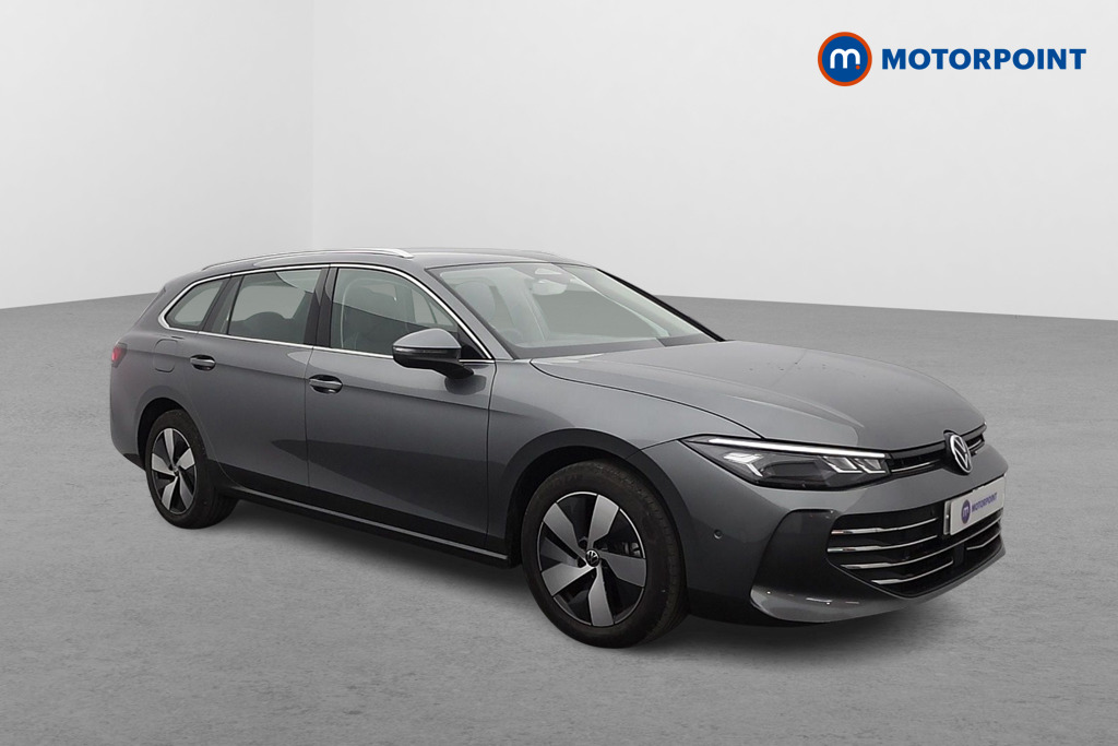 Volkswagen Passat Life Automatic Petrol Plug-In Hybrid Estate - Stock Number (1632875) - Drivers side front corner