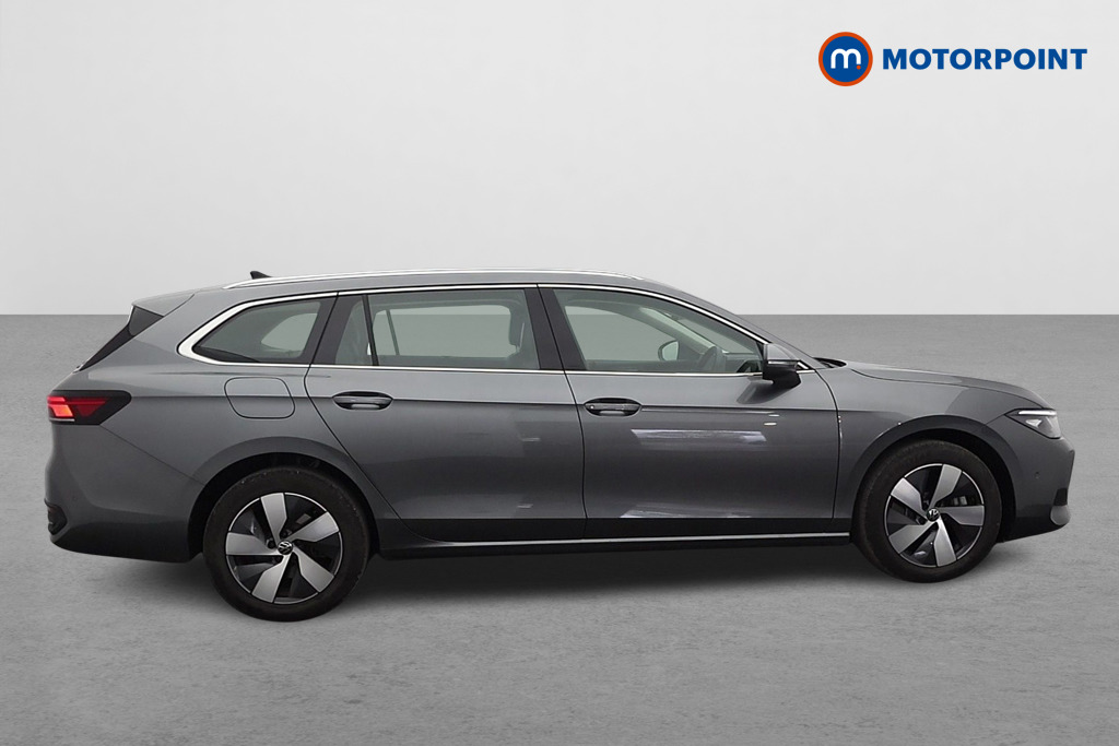 Volkswagen Passat Life Automatic Petrol Plug-In Hybrid Estate - Stock Number (1632875) - Drivers side