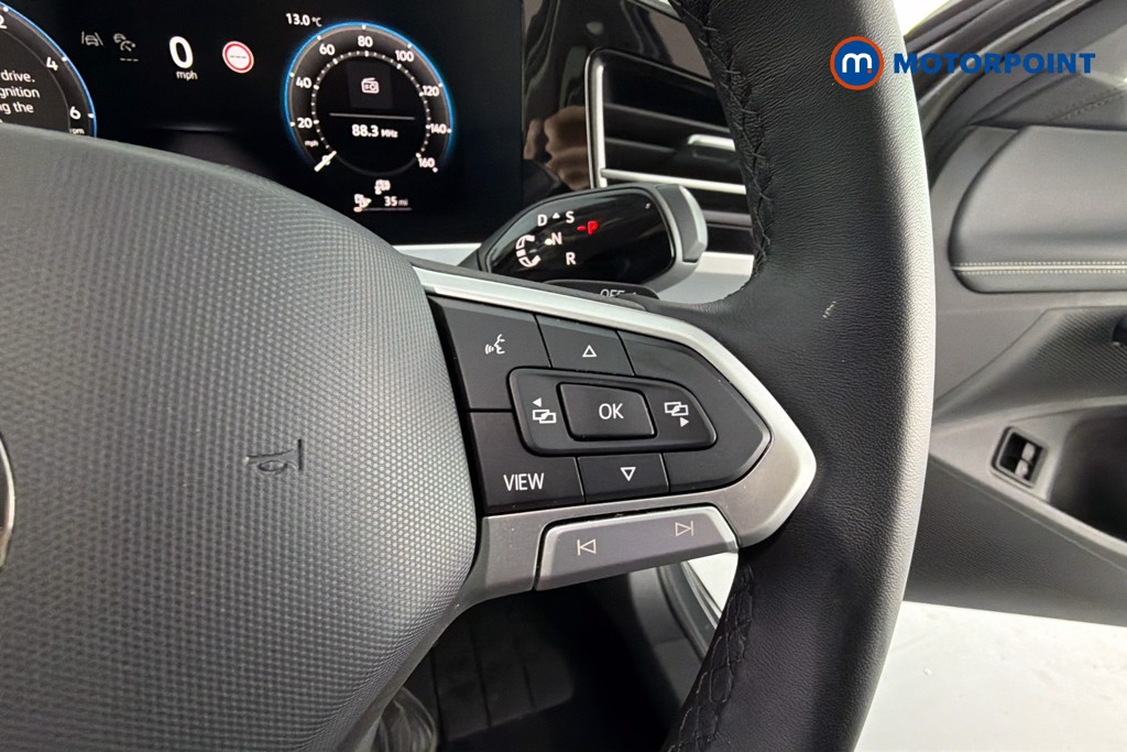 Volkswagen Passat Life Automatic Petrol Plug-In Hybrid Estate - Stock Number (1632890) - 4th supplementary image