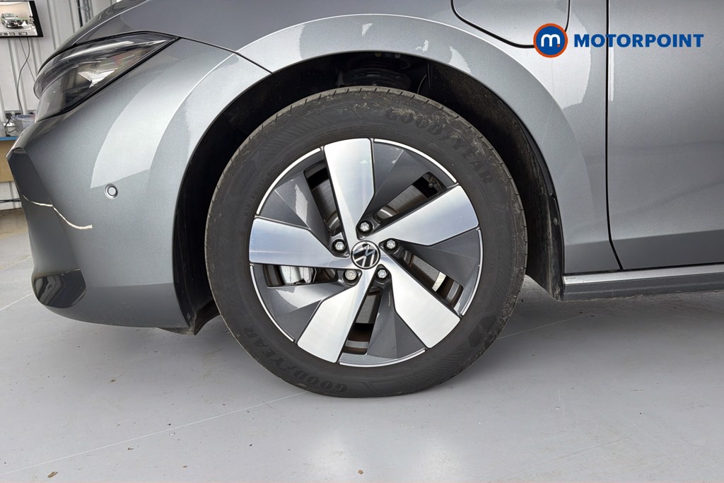 Volkswagen Passat Life Automatic Petrol Plug-In Hybrid Estate - Stock Number (1632890) - 47th supplementary image